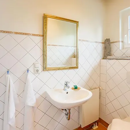 Tatil Evi Ostseeferienpark Seepferdchen Haus Ruegen 13A