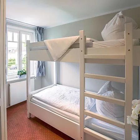 Ostseeferienpark Seepferdchen Haus Ruegen 13A Tatil Evi *