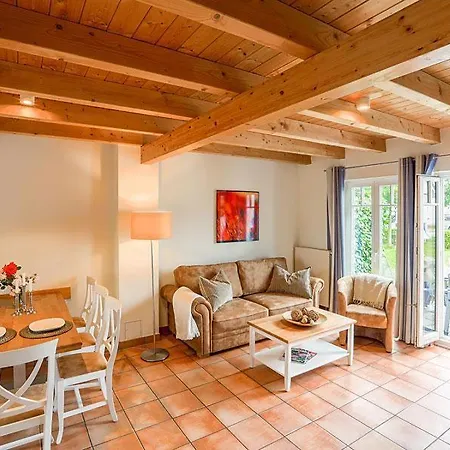 Ostseeferienpark Seepferdchen Haus Ruegen 13A Tatil Evi
